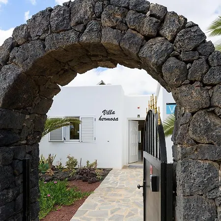 Hermosa بويرتو ذيل كارمين