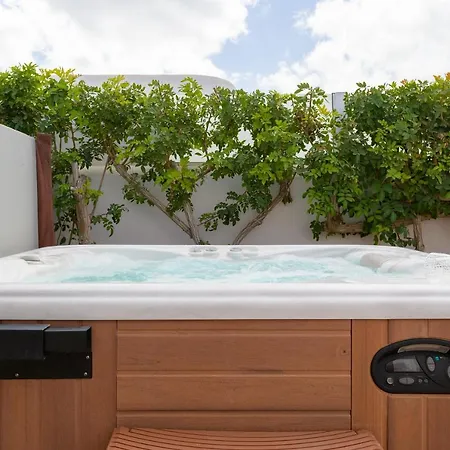 Hermosa * Puerto del Carmen (Lanzarote)